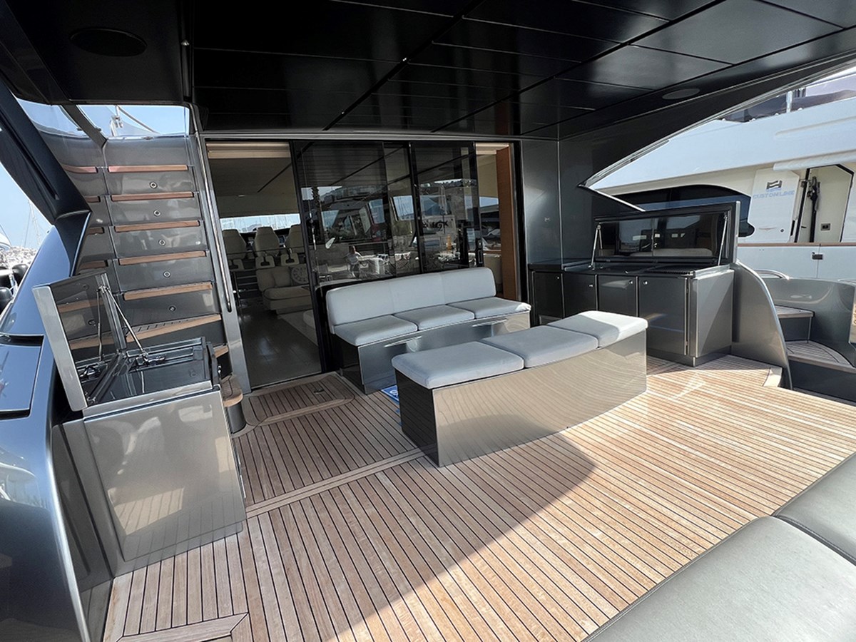 Pershing Motor Yacht Honey Badger For Sale