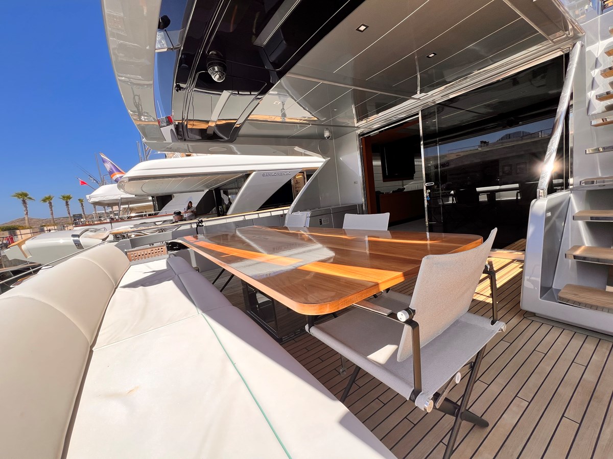Riva Yacht Motor Yacht Riva 100 Corsaro For Sale