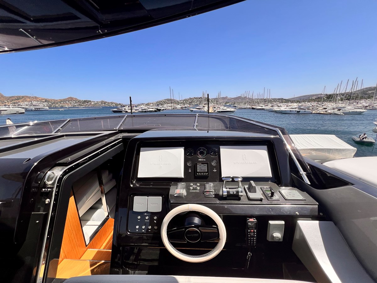 Riva Yacht Motor Yacht Riva 100 Corsaro For Sale