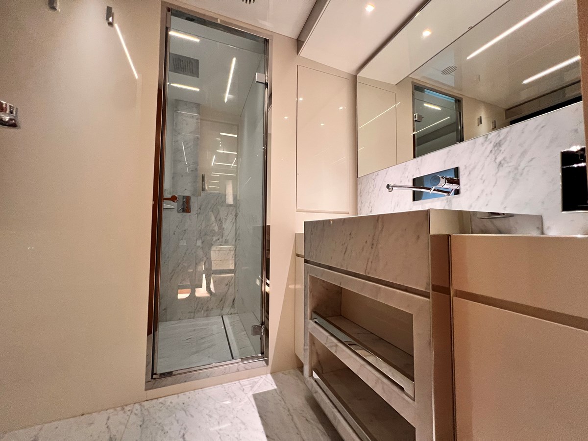 Riva Yacht Motor Yacht Riva 100 Corsaro For Sale