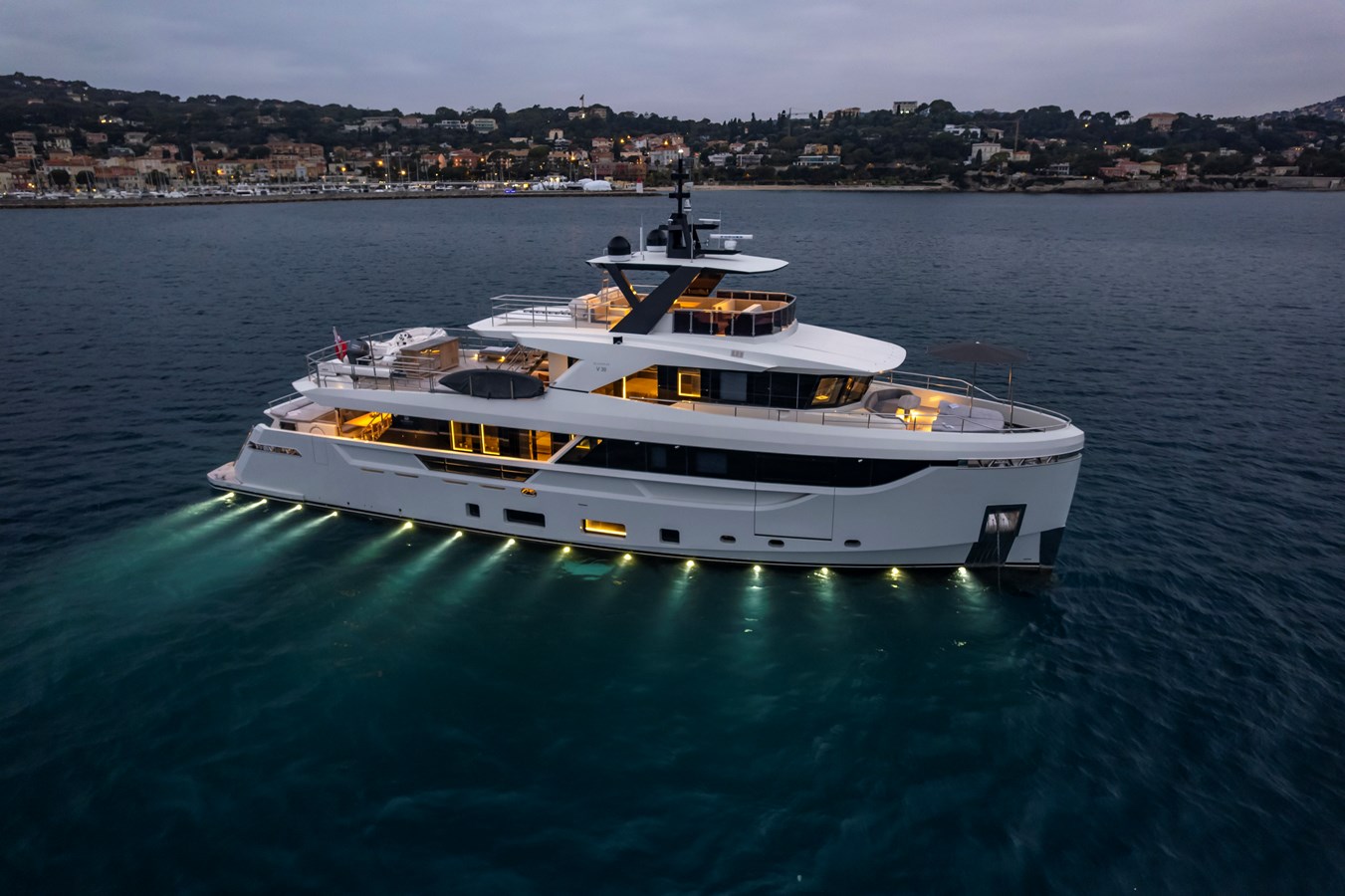 Blaundus Yachts Motor Yacht EBYSHINE For Sale
