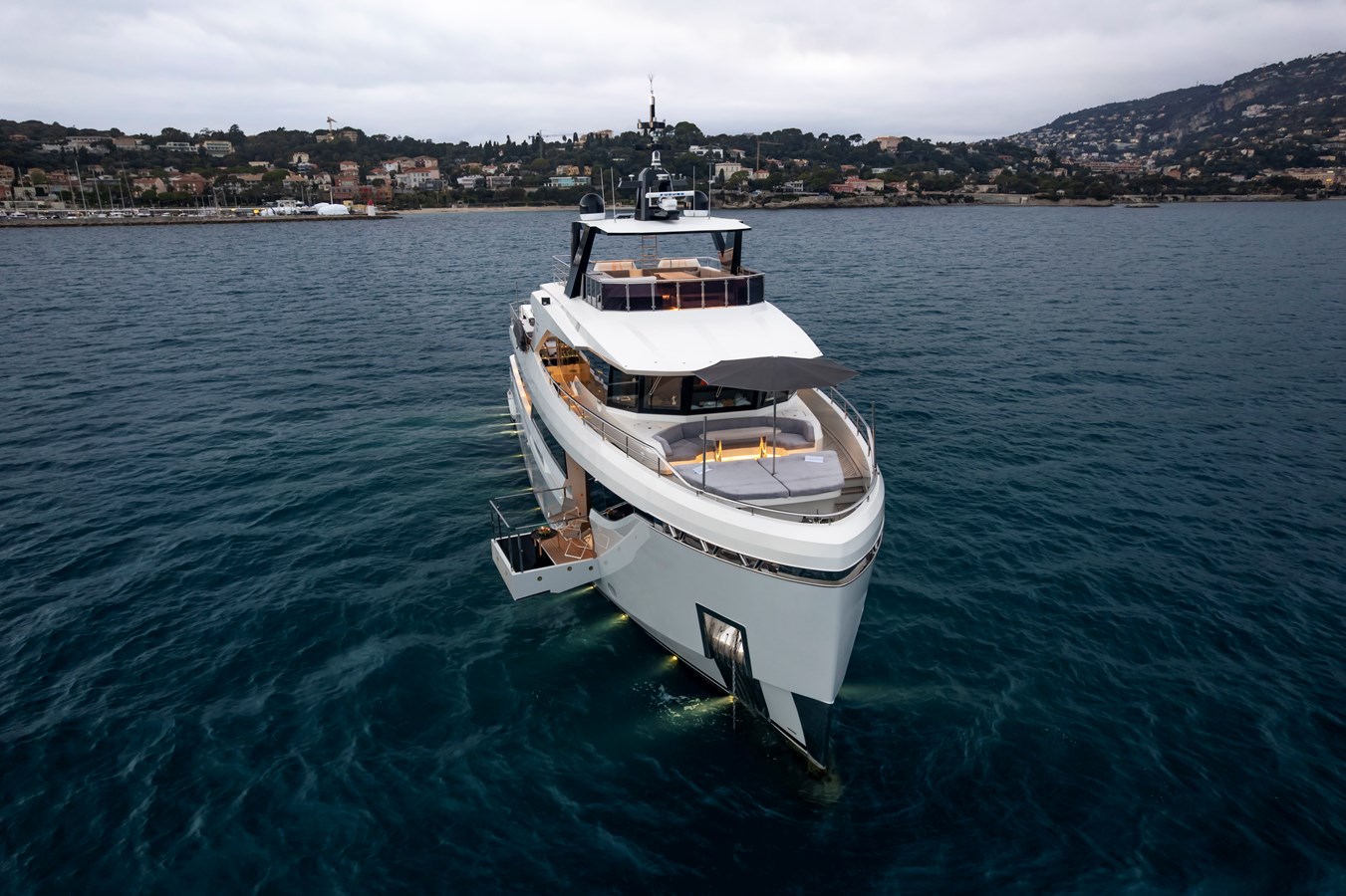 Blaundus Yachts Motor Yacht EBYSHINE For Sale