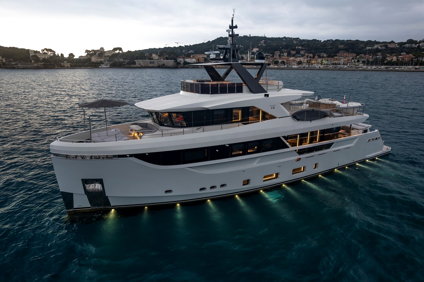 Blaundus Yachts Motor Yacht EBYSHINE For Sale