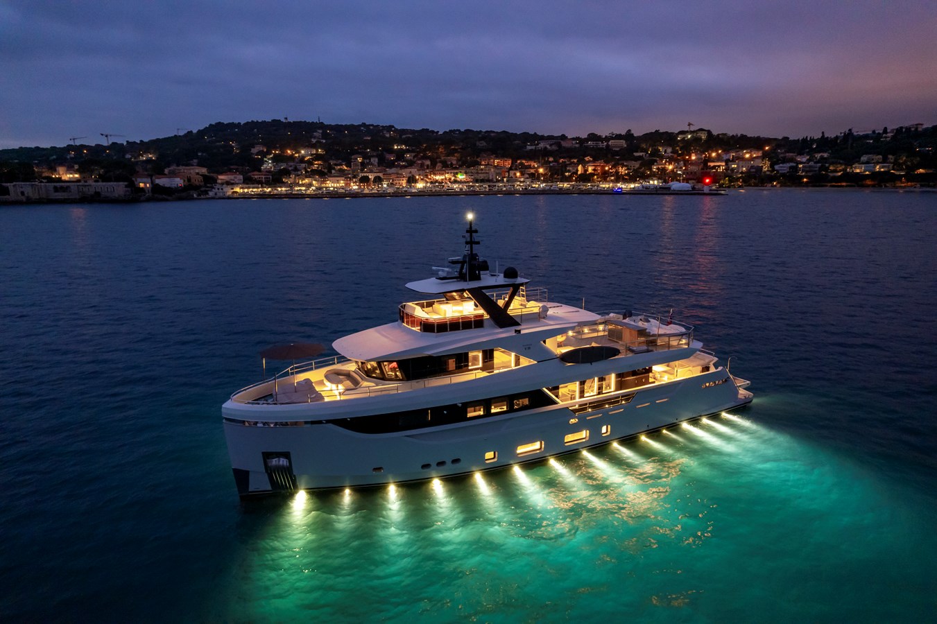 Blaundus Yachts Motor Yacht EBYSHINE For Sale