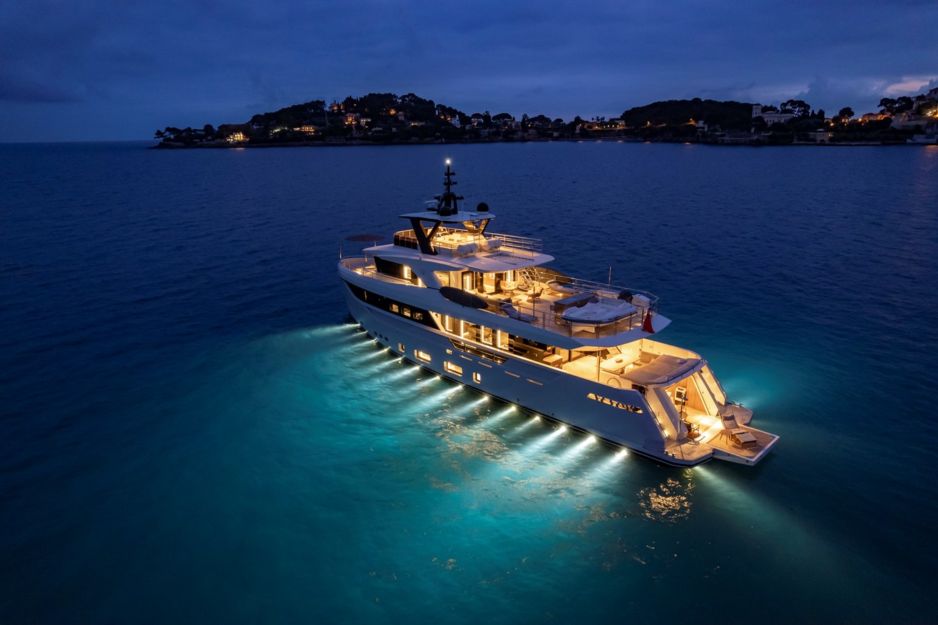 Blaundus Yachts Motor Yacht EBYSHINE For Sale