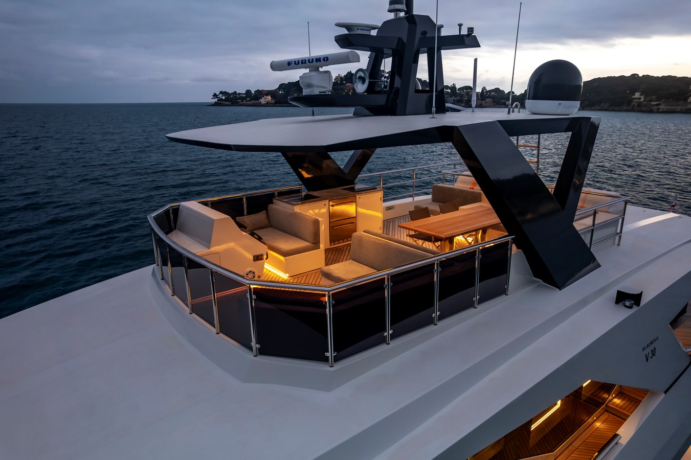 Blaundus Yachts Motor Yacht EBYSHINE For Sale