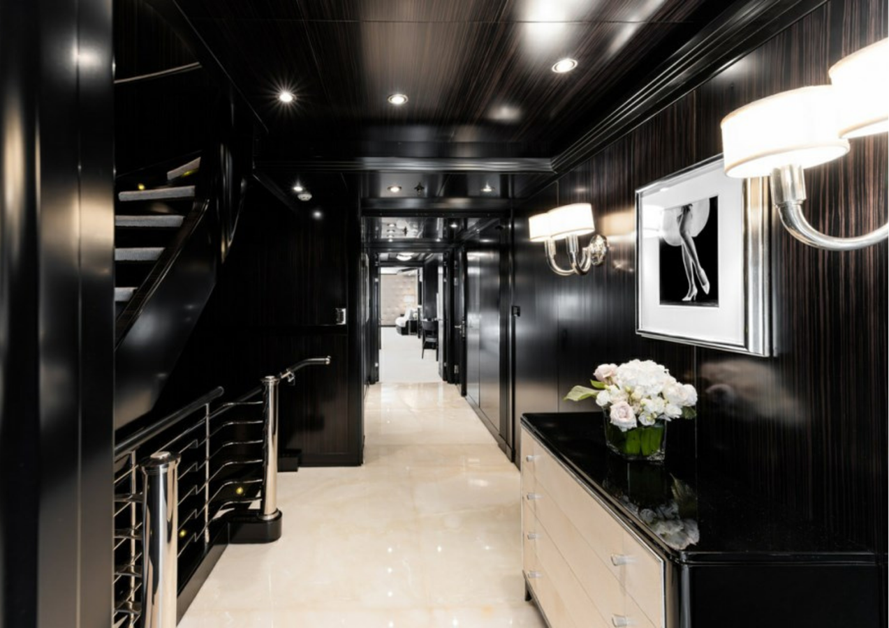 Trinity Yachts Motor Yacht CARPE DIEM For Sale