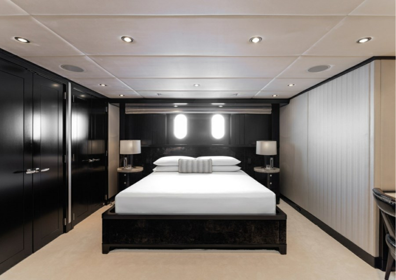 Trinity Yachts Motor Yacht CARPE DIEM For Sale
