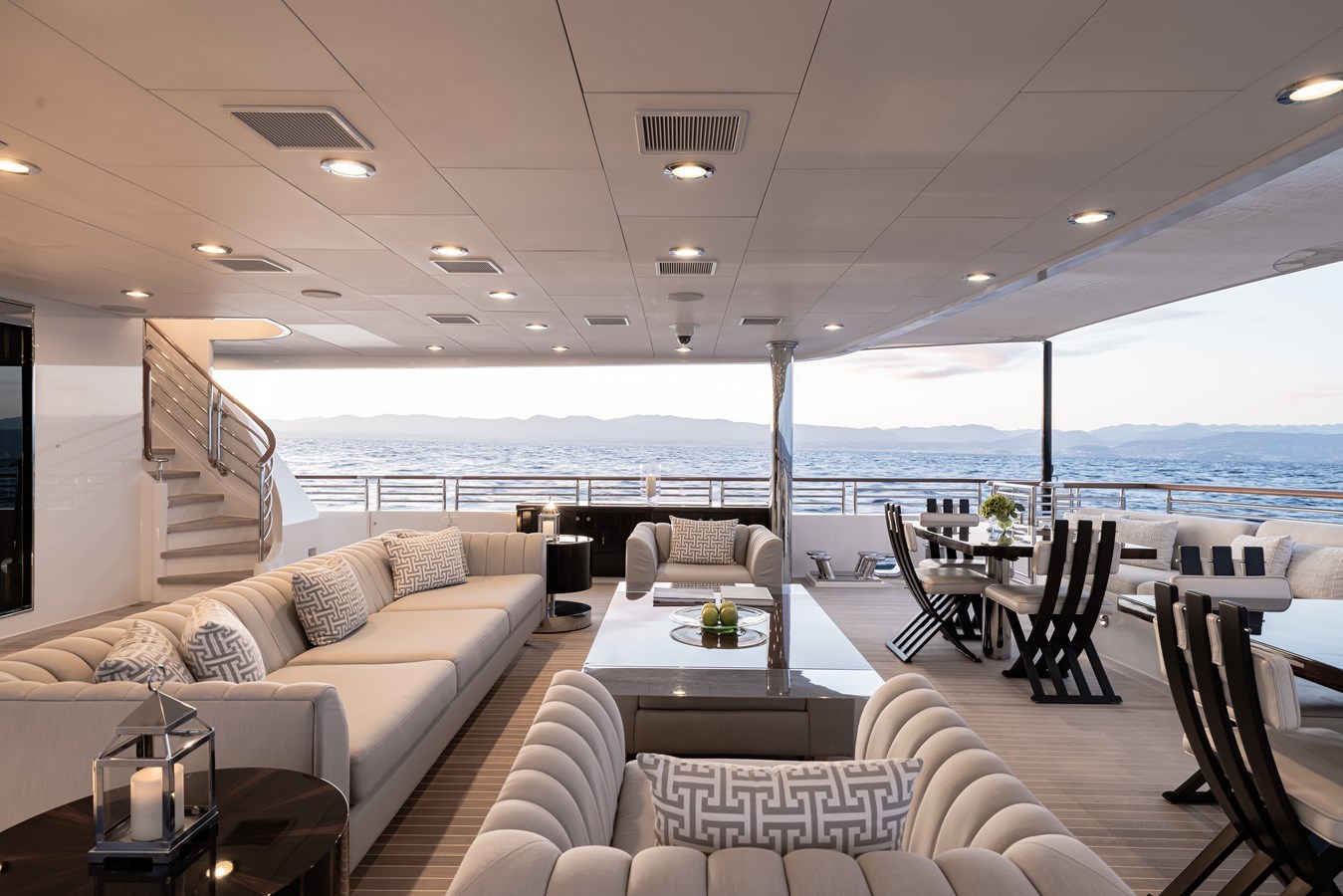 Trinity Yachts Motor Yacht CARPE DIEM For Sale