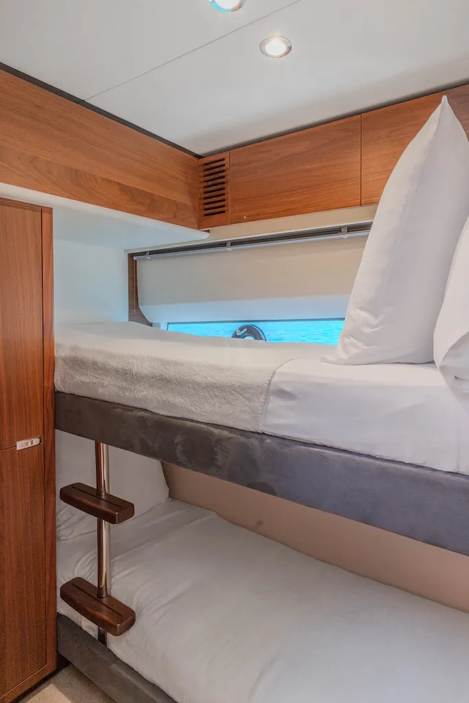 LIDA Charter Yacht