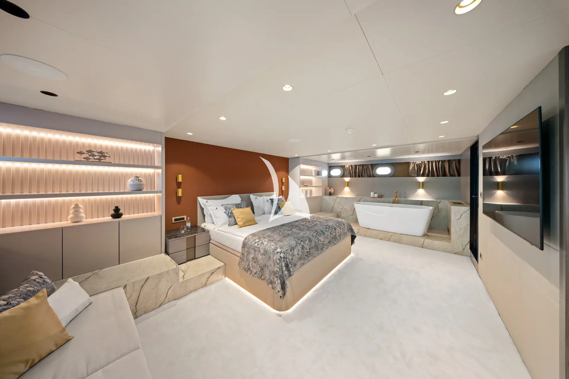 NOCTURNO Charter Yacht