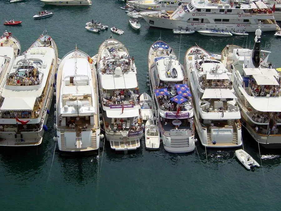 AVA Charter Yacht