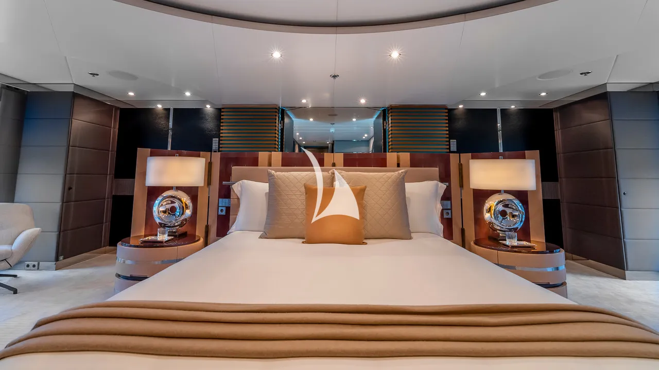 SCOTT FREE Charter Yacht