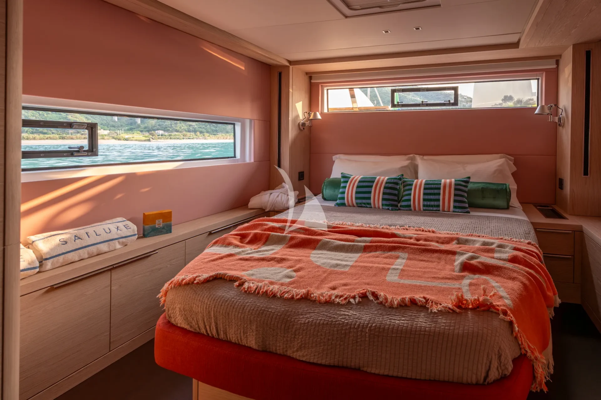 Gloria Charter Yacht