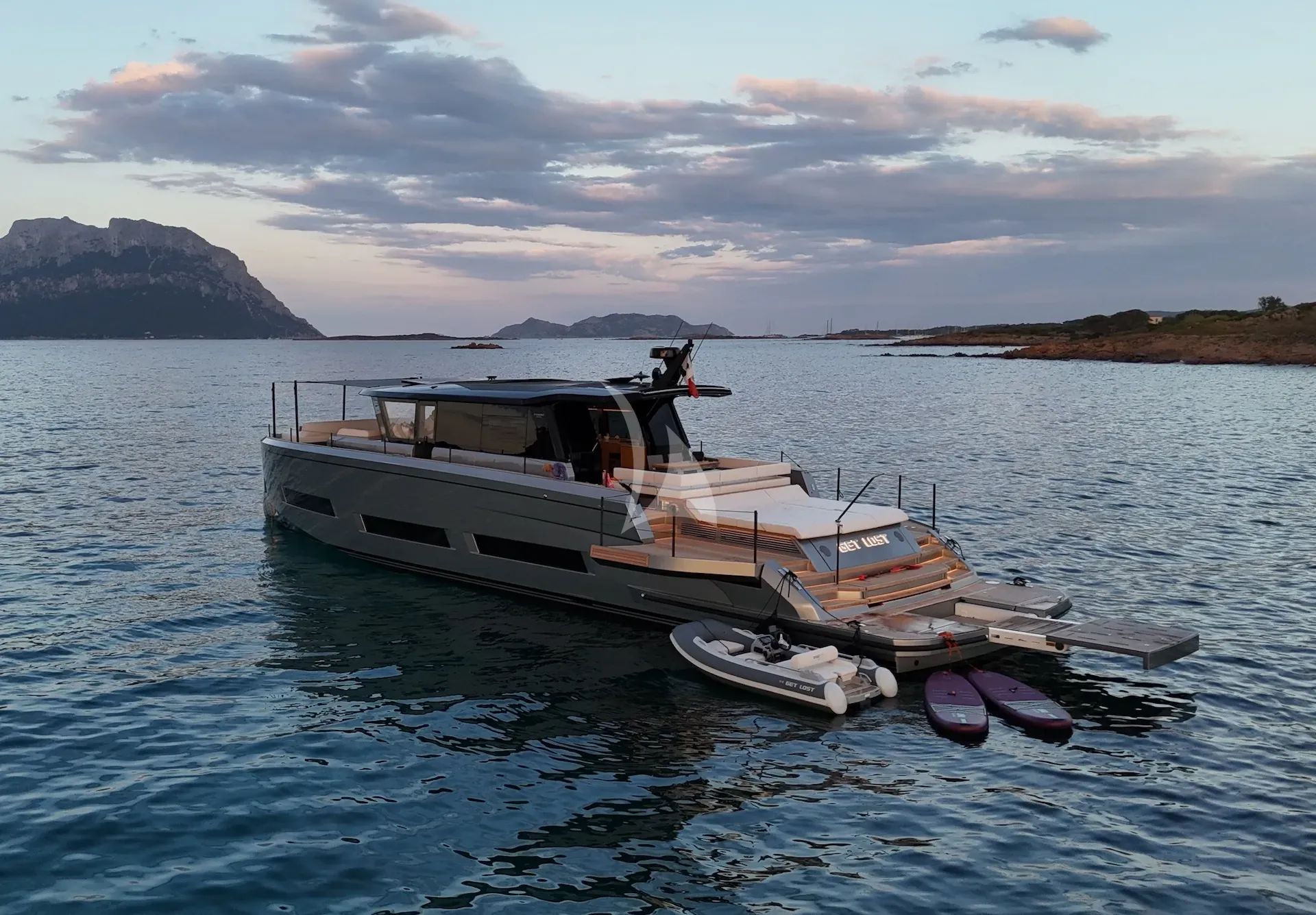 GET LOST Charter Yacht