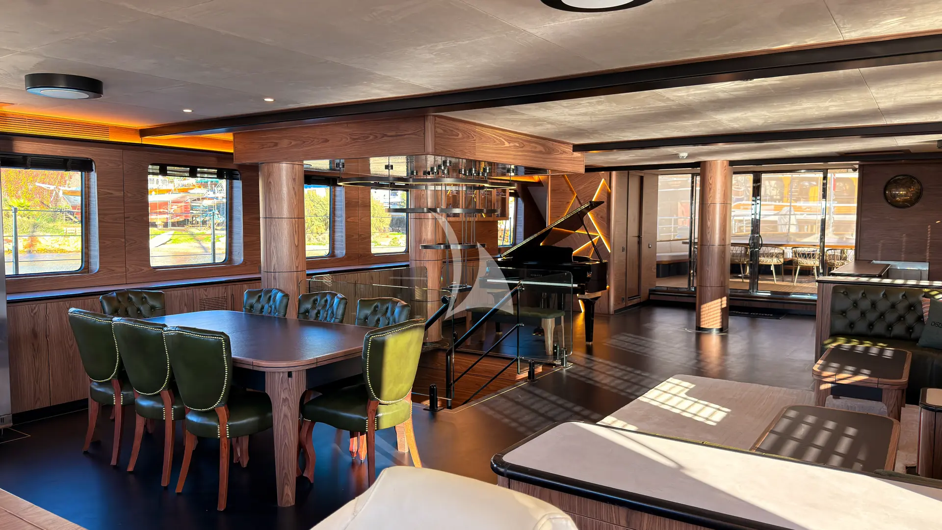 OGUZ KHAN Charter Yacht