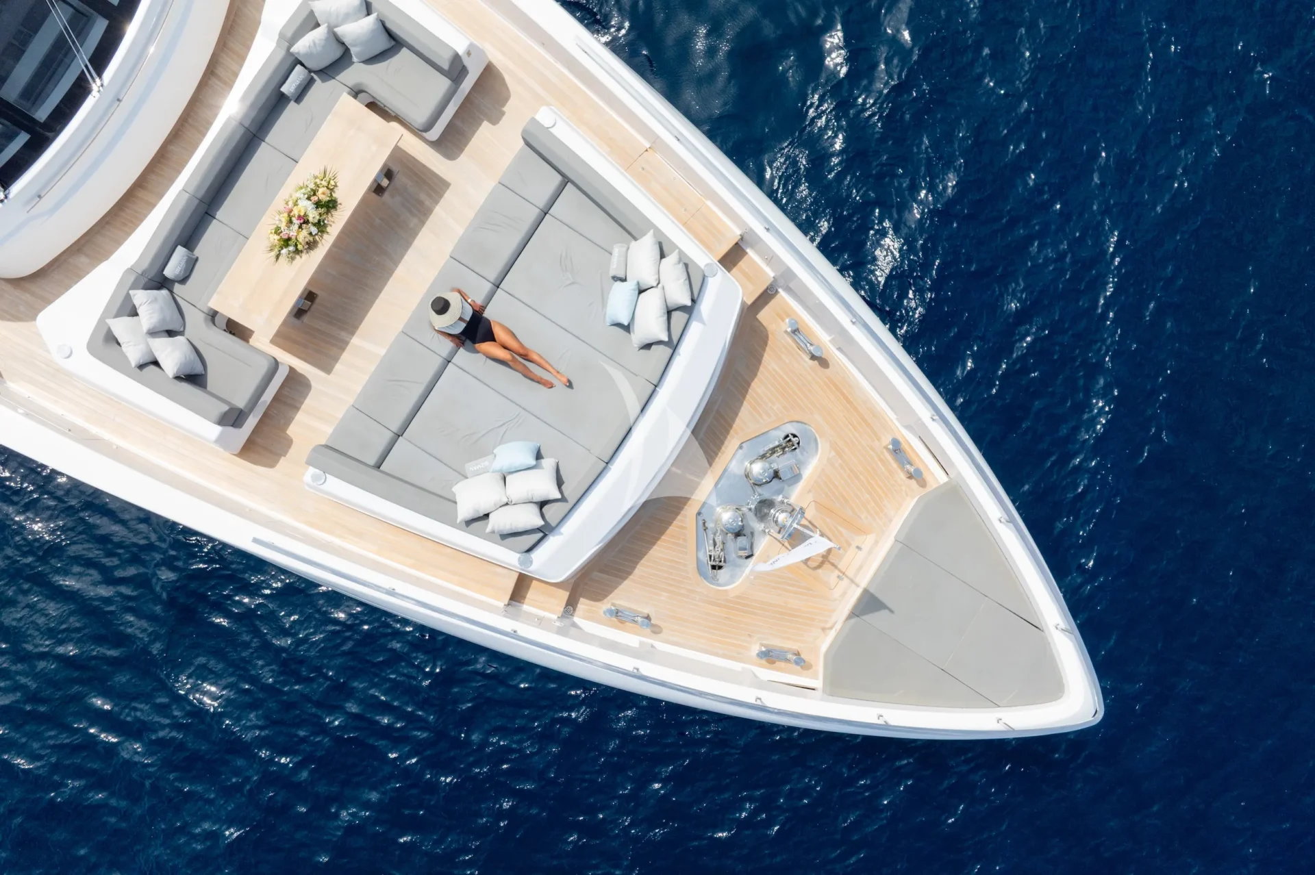 BIZMAN Charter Yacht