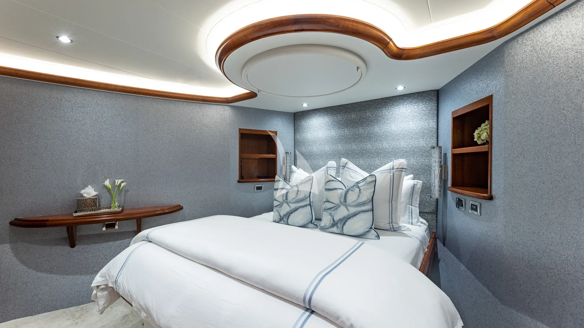NO SHORTCUTS Charter Yacht