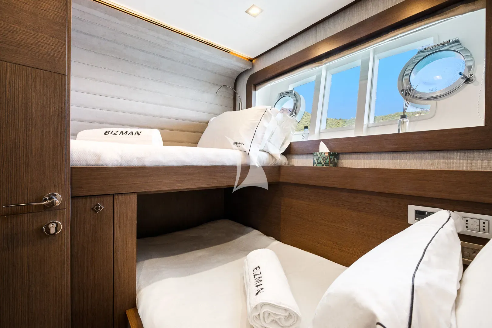 LEON Charter Yacht