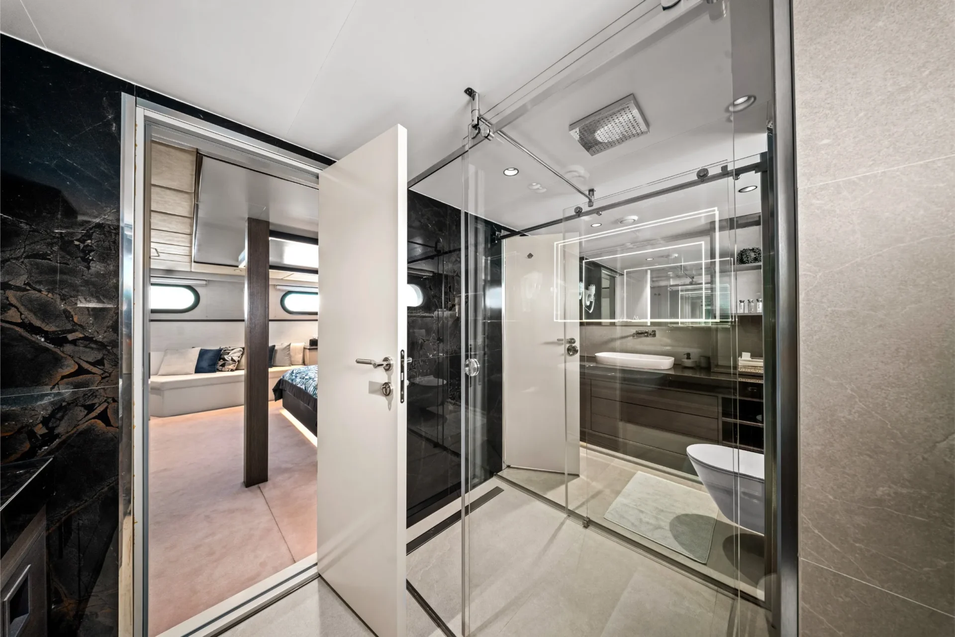 ANIMA MARIS Charter Yacht