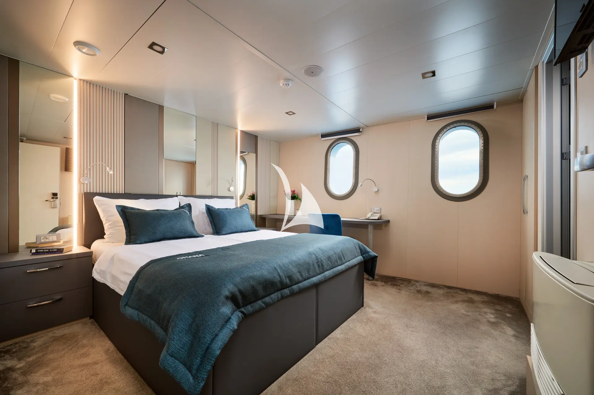 OHANA Charter Yacht
