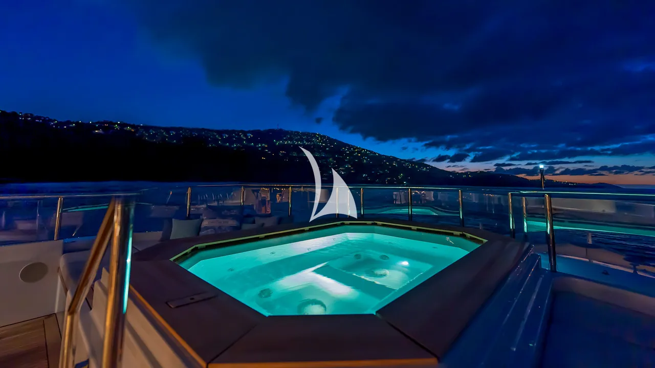 SCOTT FREE Charter Yacht