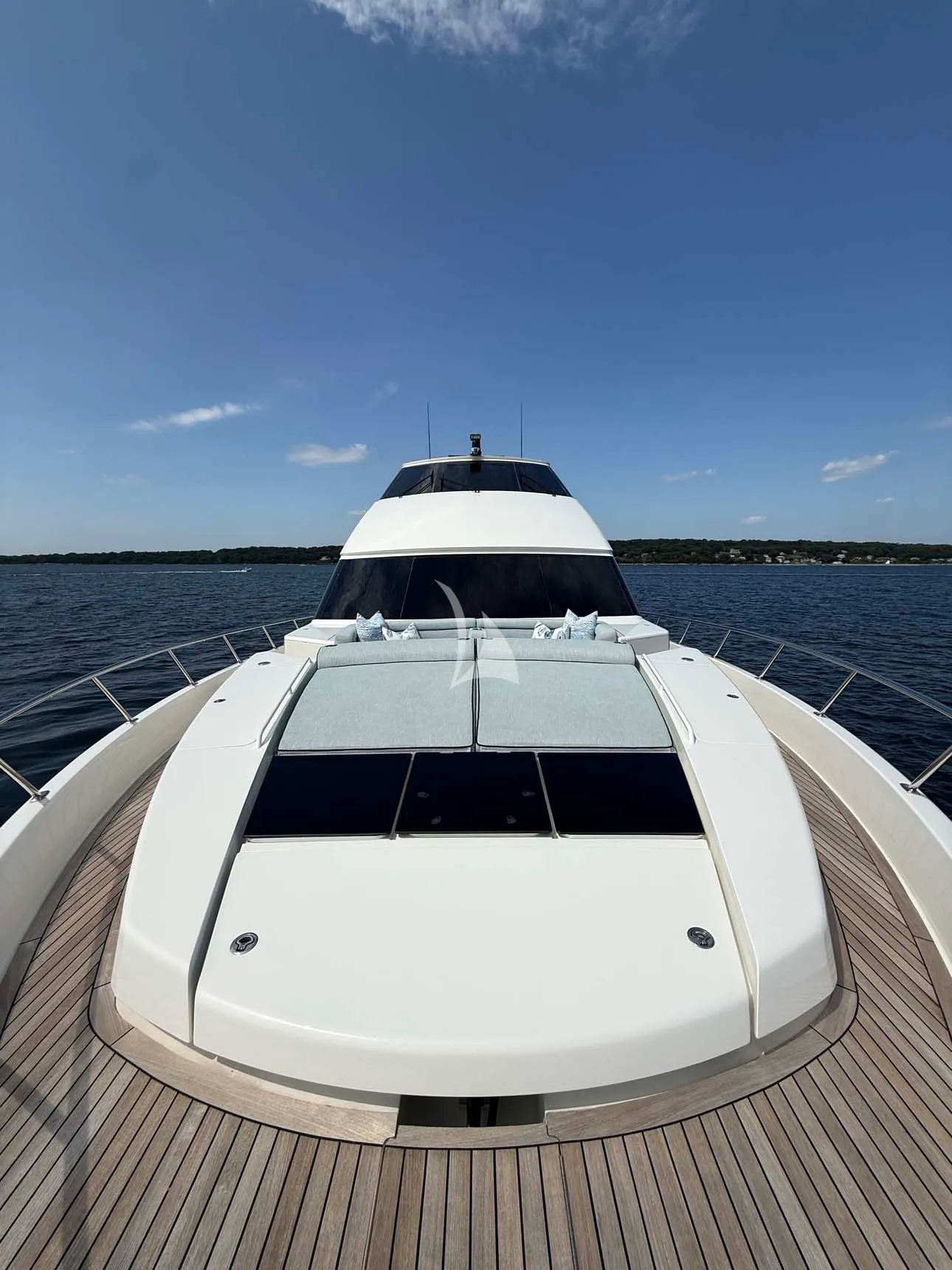 SOUTHERN SKY Charter Yacht