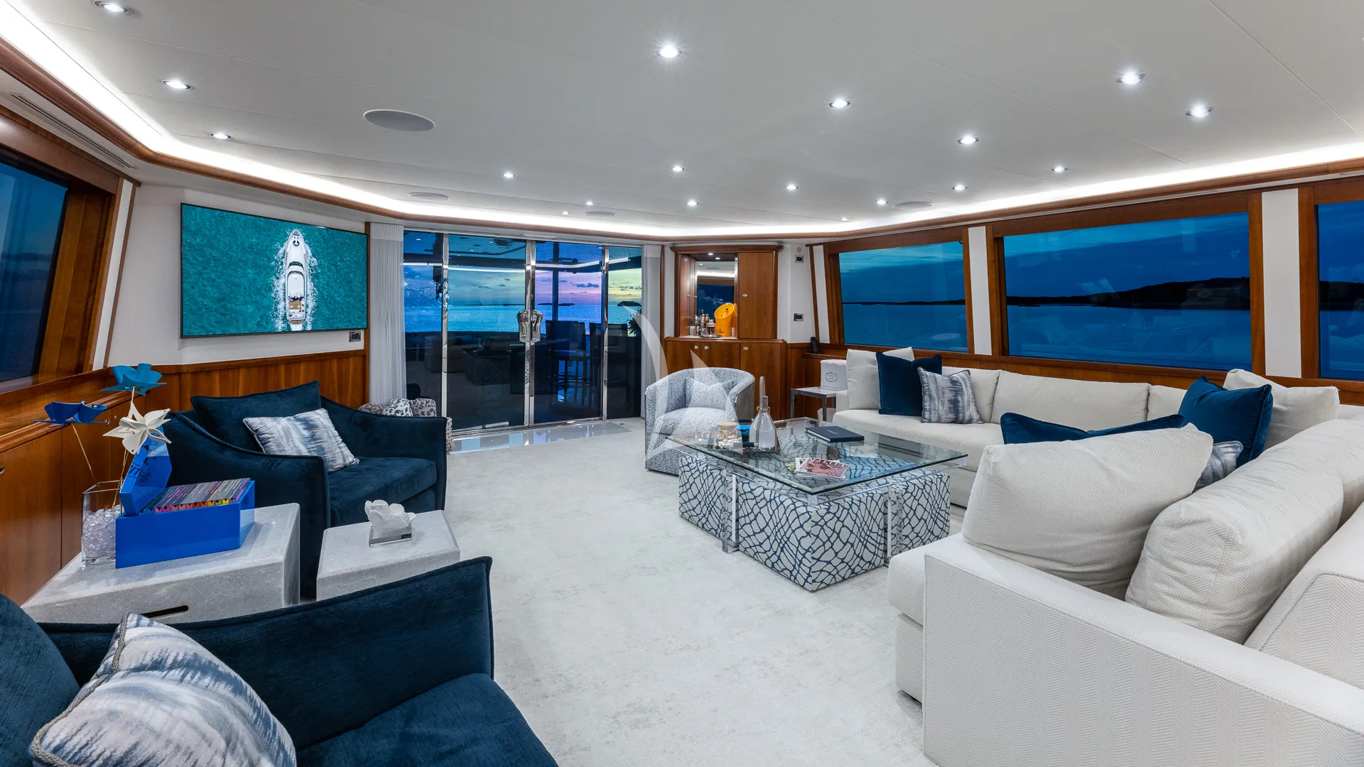 NO SHORTCUTS Charter Yacht