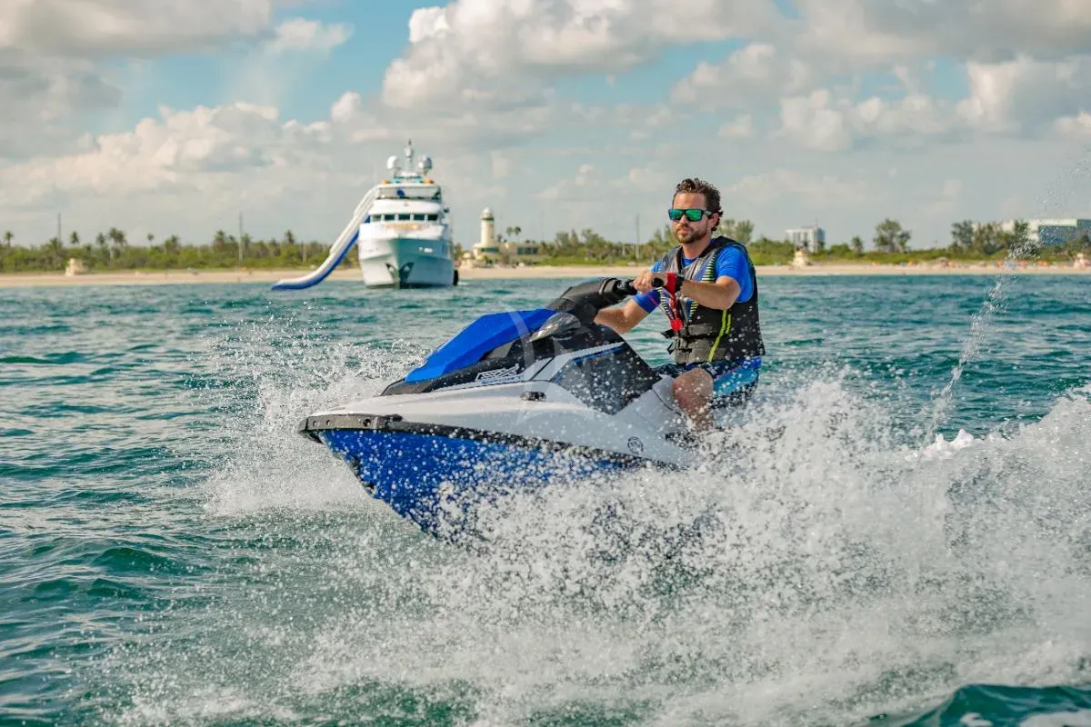 I LOVE THIS BOAT Charter Yacht