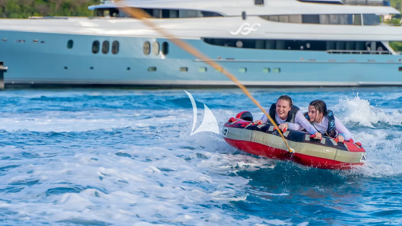 SCOTT FREE Charter Yacht