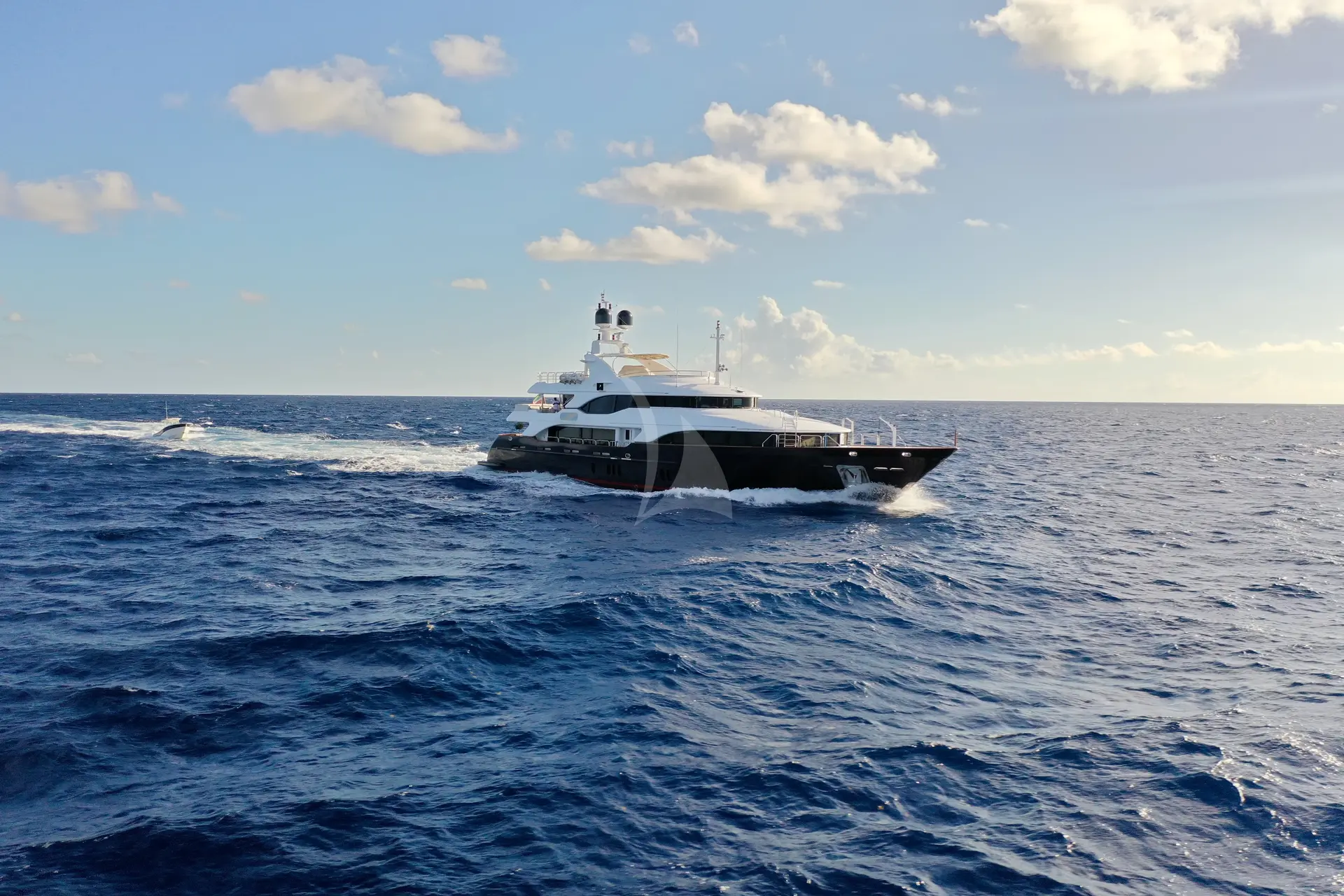 SEASCAPE V Charter Yacht