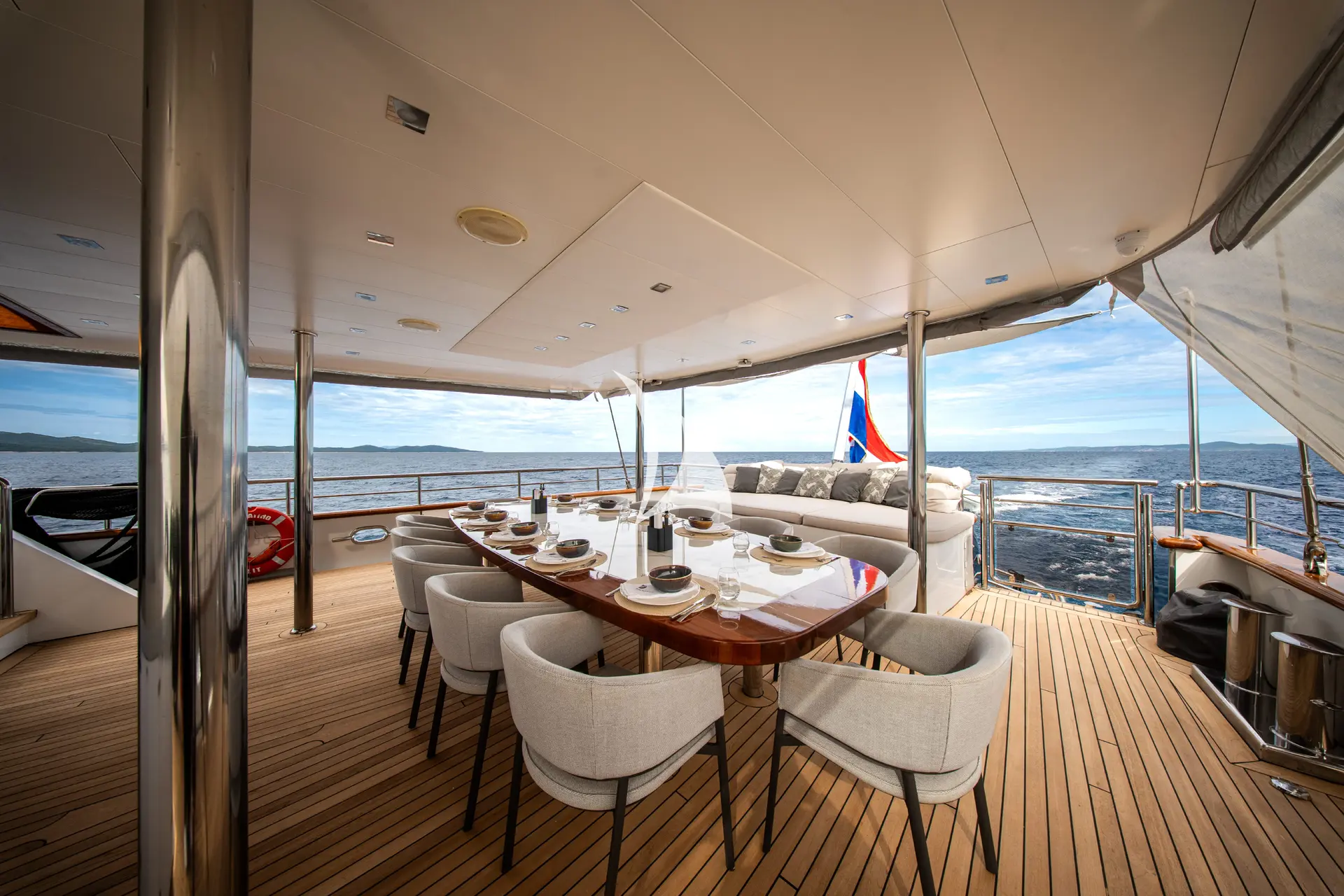 DALMATINO Charter Yacht