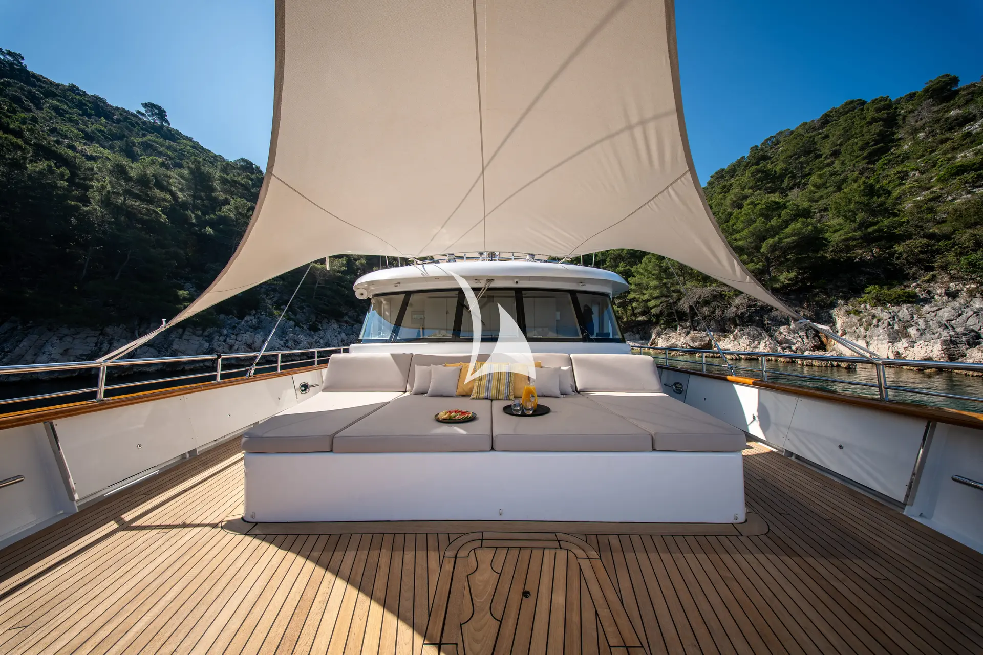DALMATINO Charter Yacht