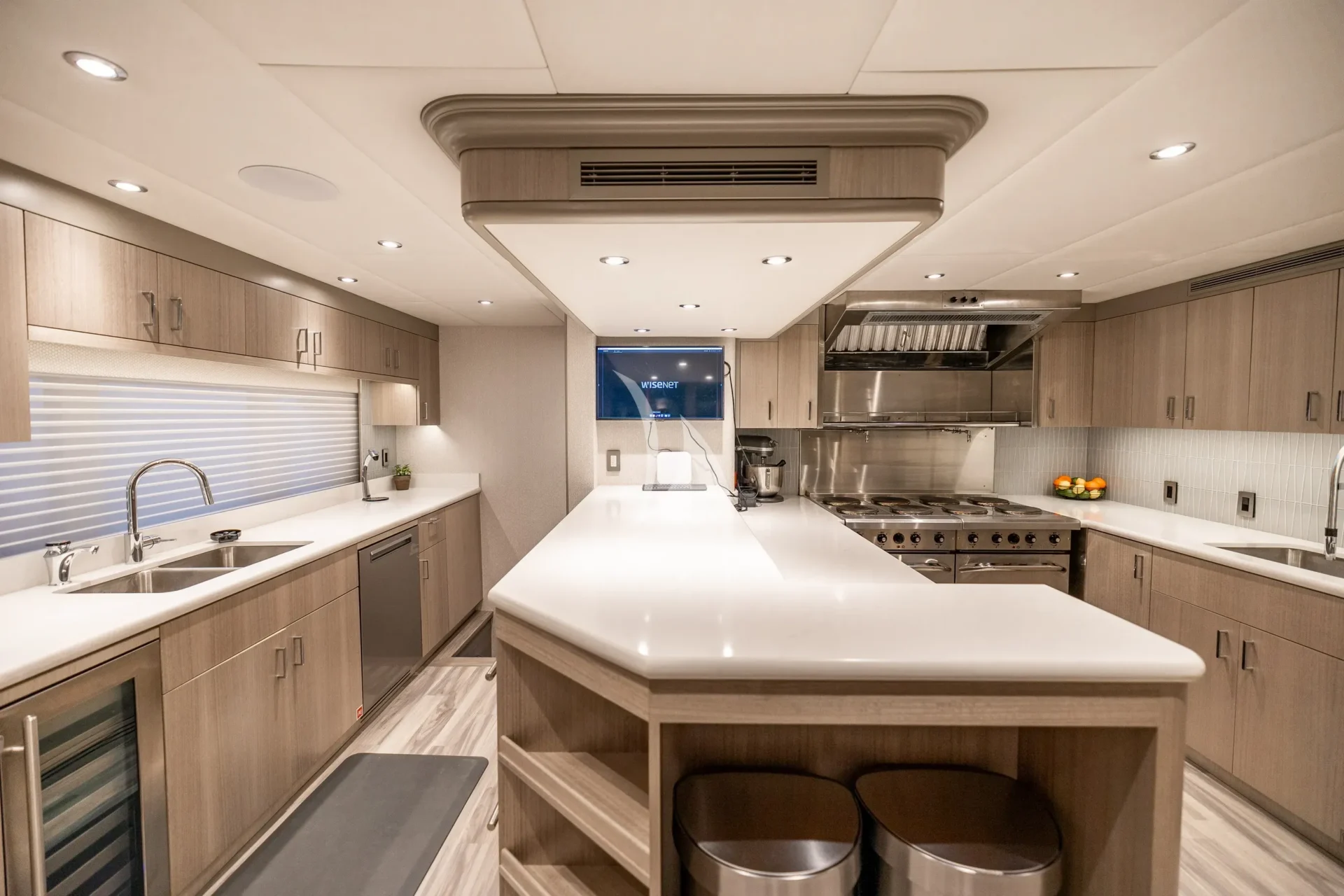 NO BAD IDEAS Charter Yacht