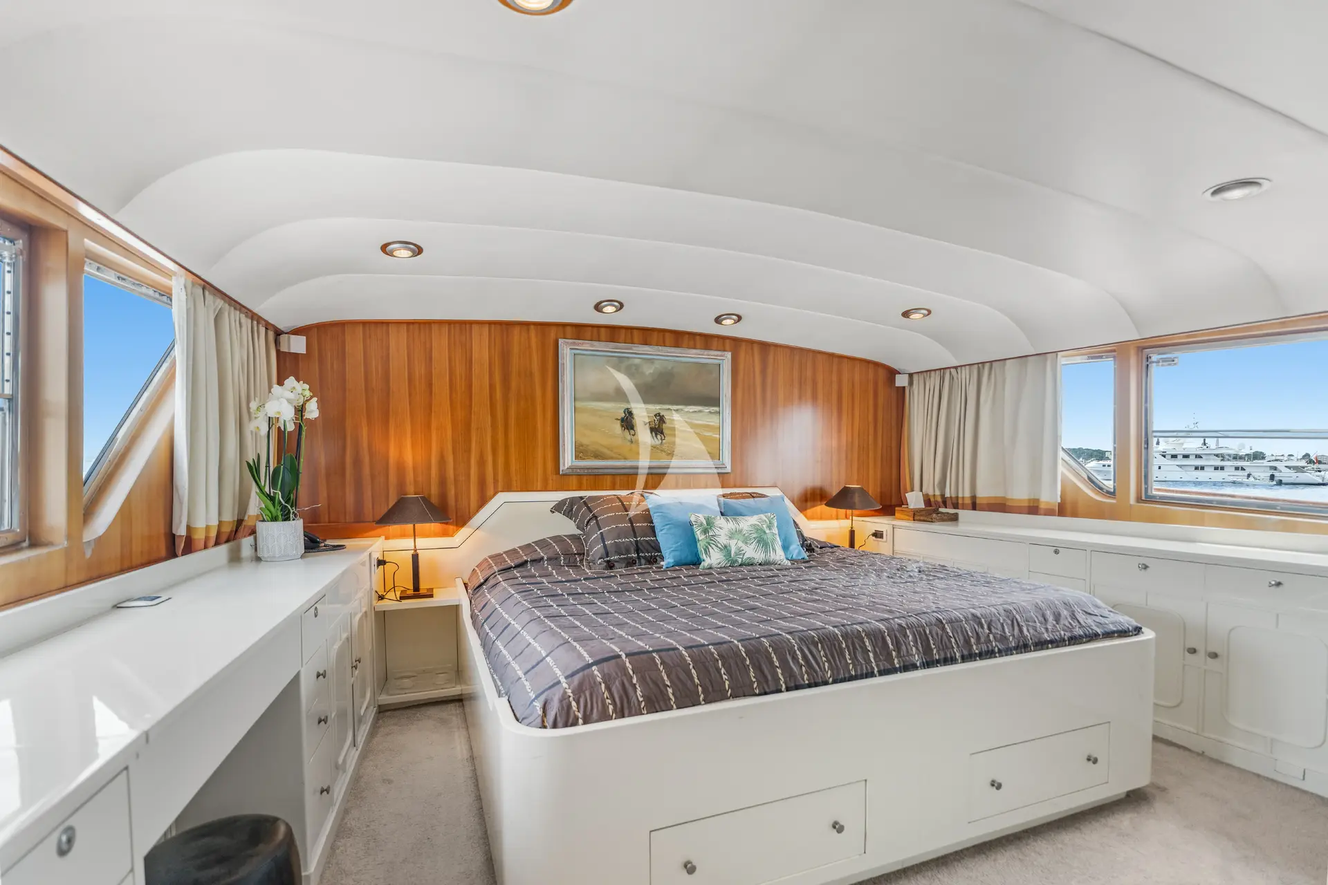 AVA Charter Yacht