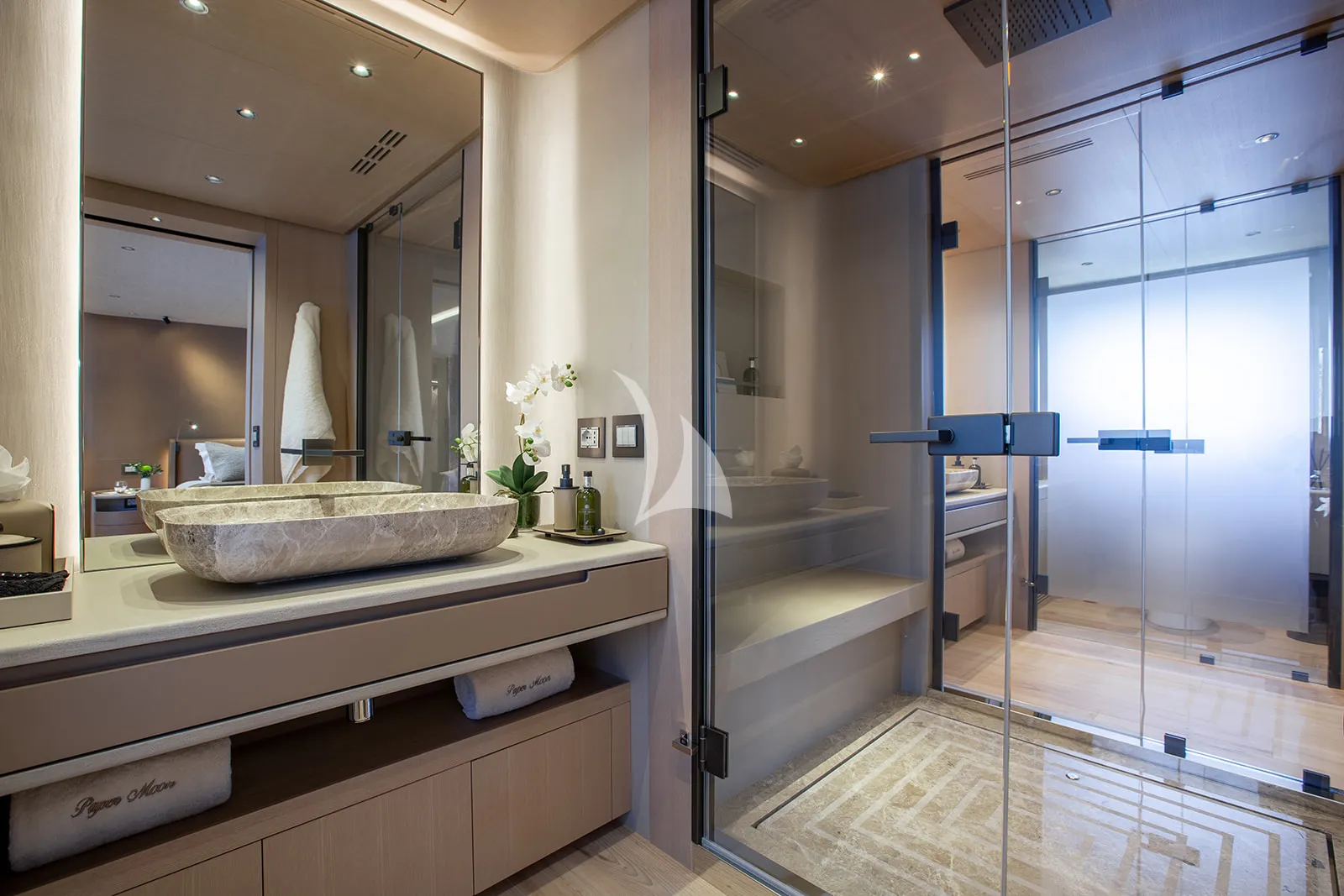 PAPER MOON Charter Yacht