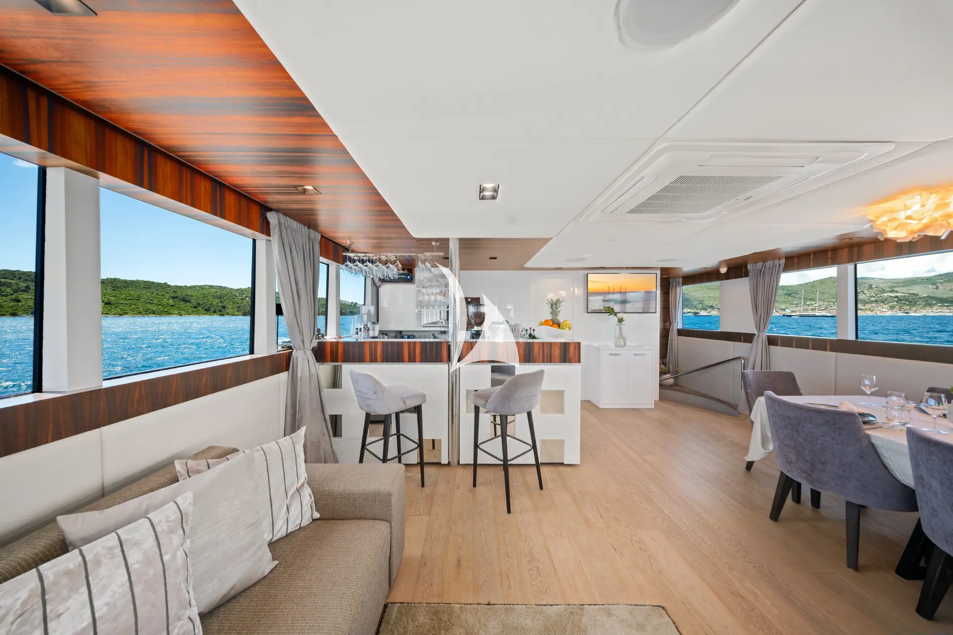 DALMATINO Charter Yacht