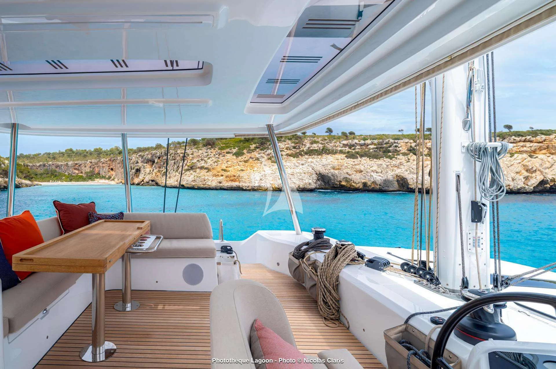 ETERNA Charter Yacht