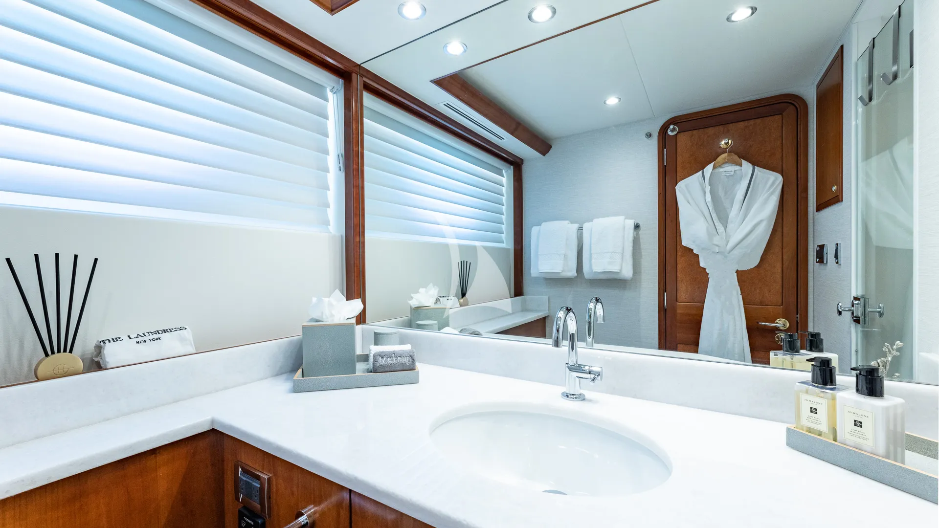 NO SHORTCUTS Charter Yacht