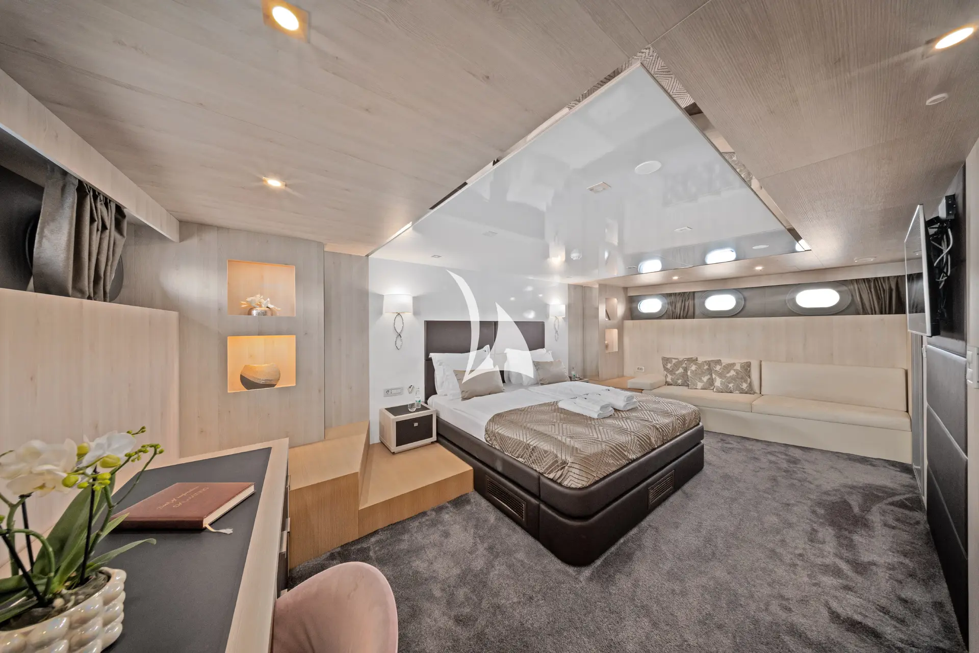 DALMATINO Charter Yacht