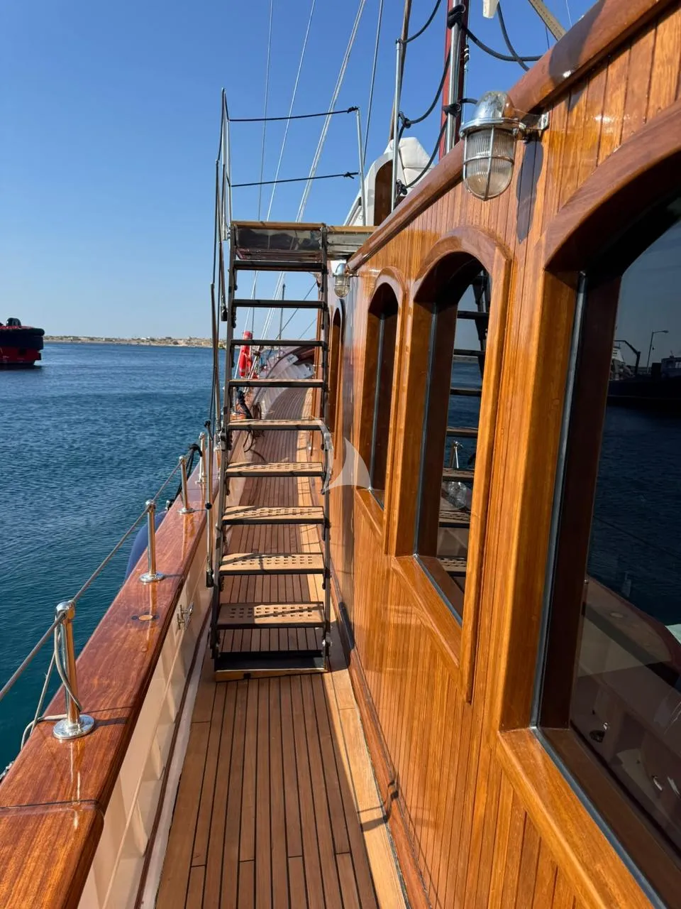 PAREA Charter Yacht