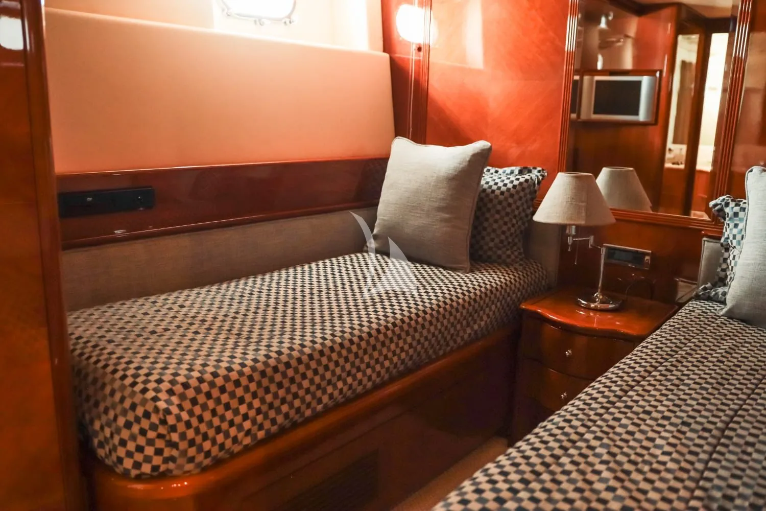 NUMBER JUAN Charter Yacht