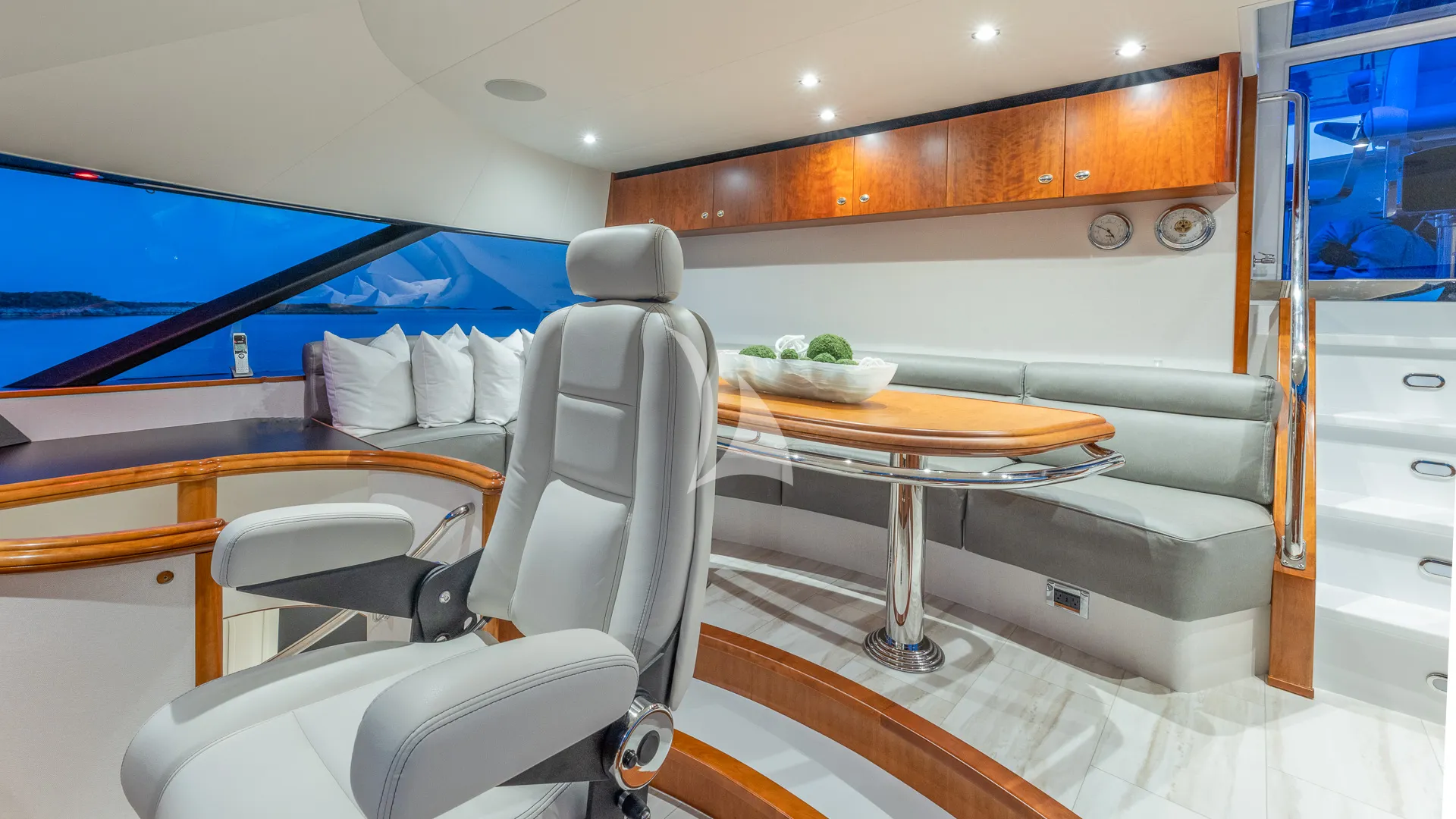 NO SHORTCUTS Charter Yacht