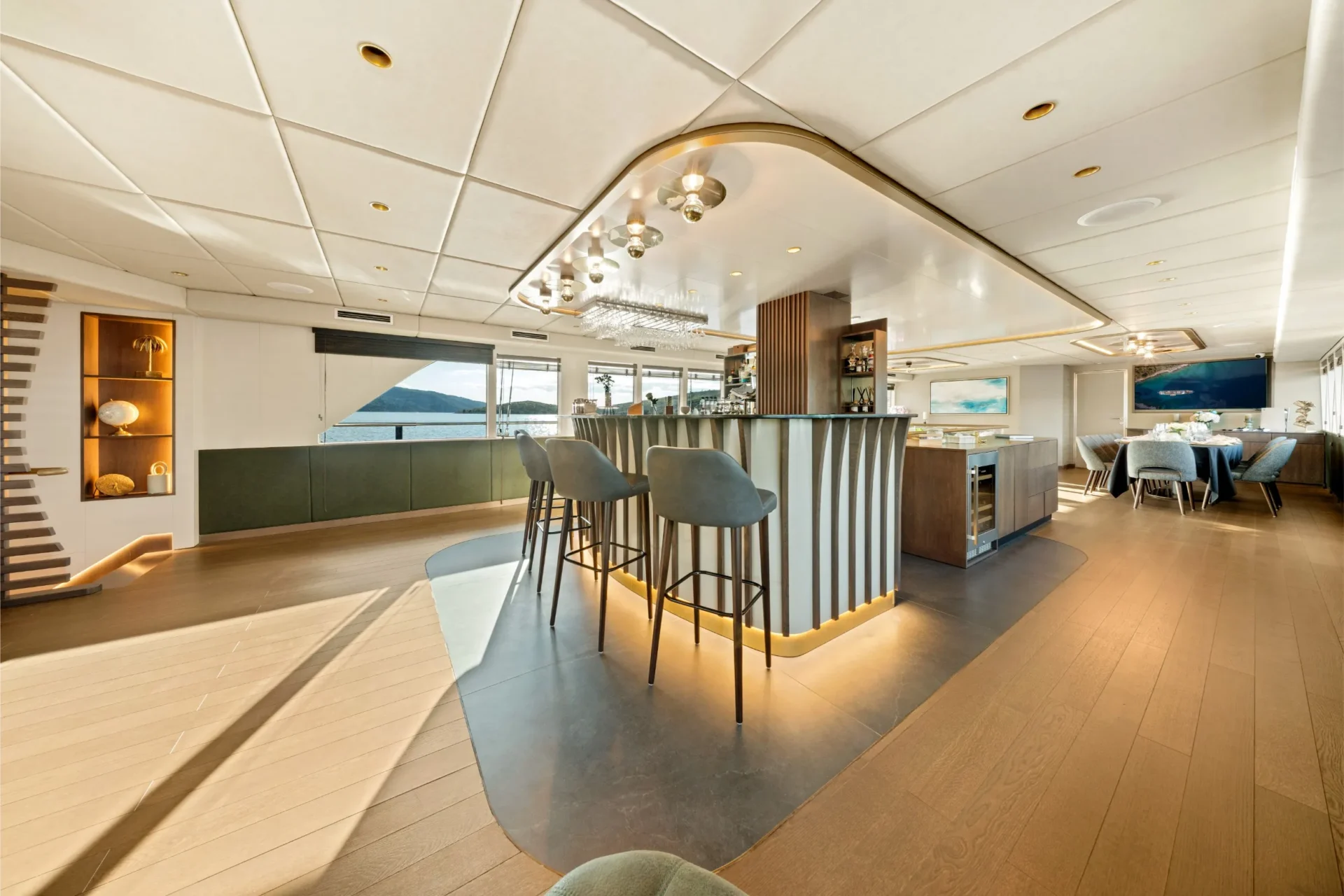 ANIMA MARIS Charter Yacht