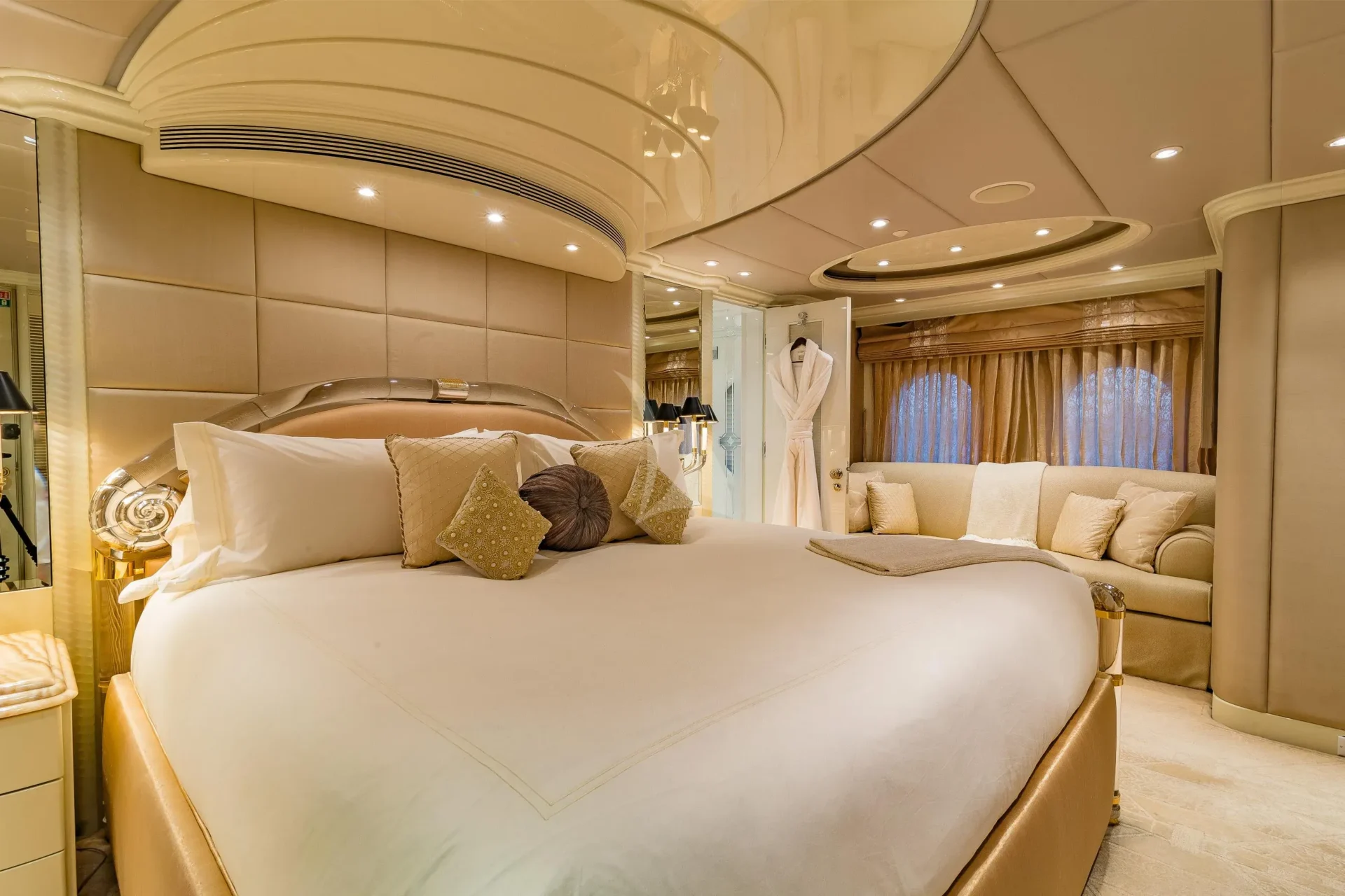 I LOVE THIS BOAT Charter Yacht