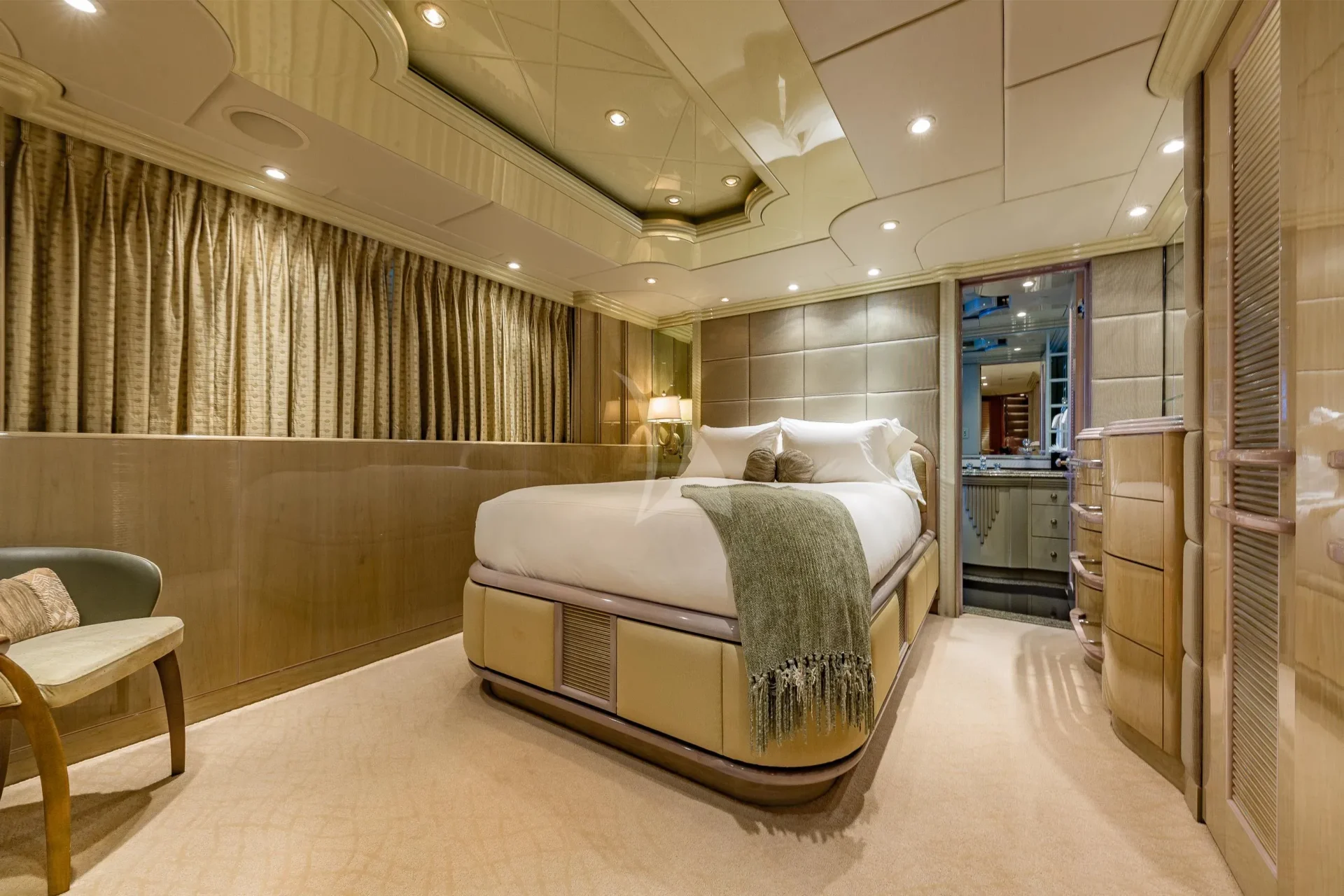 I LOVE THIS BOAT Charter Yacht