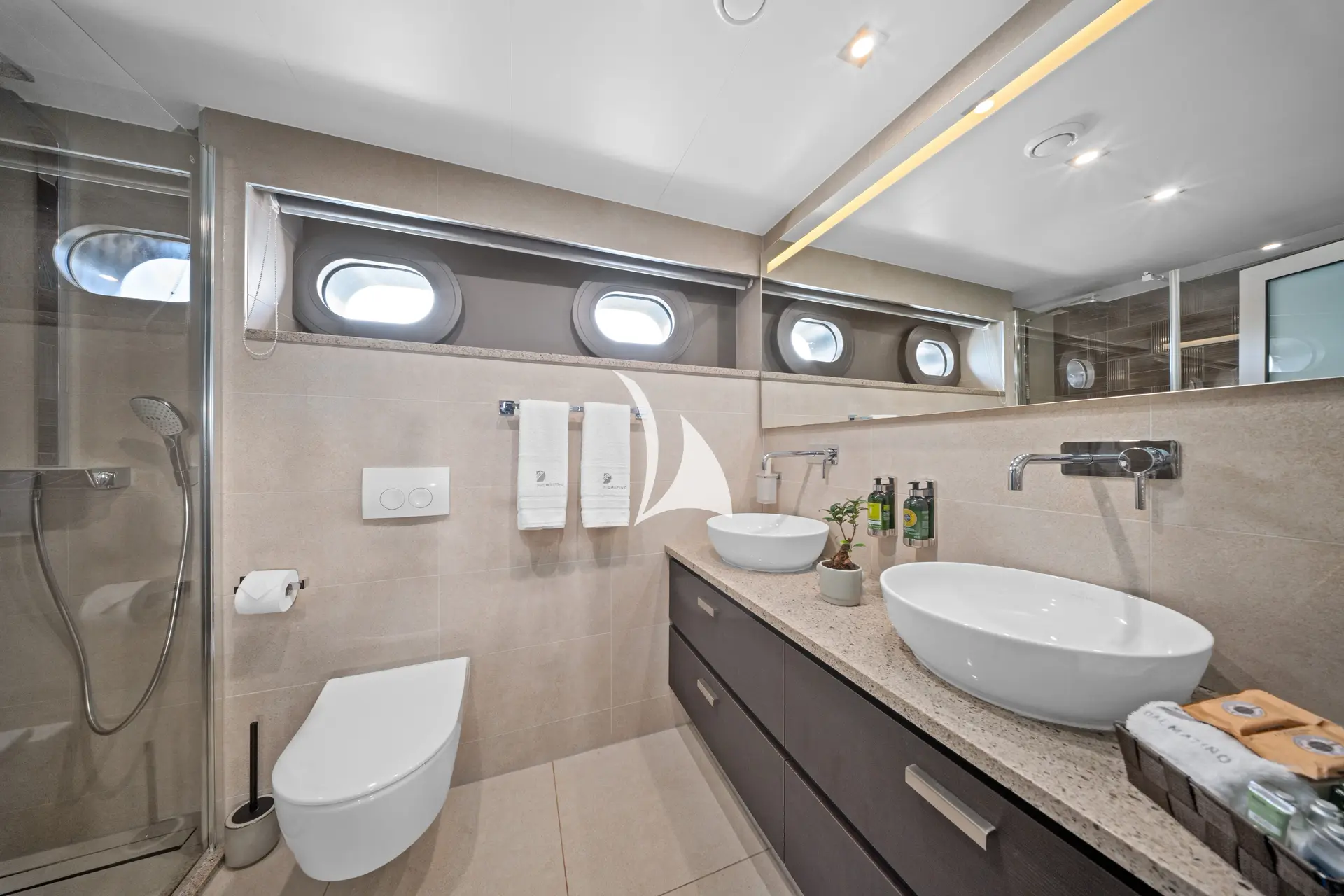 DALMATINO Charter Yacht