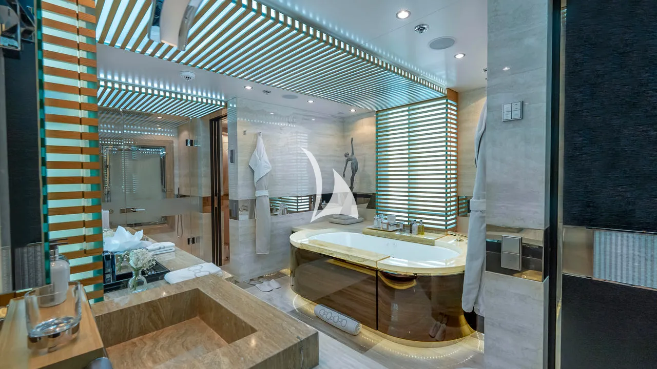 SCOTT FREE Charter Yacht
