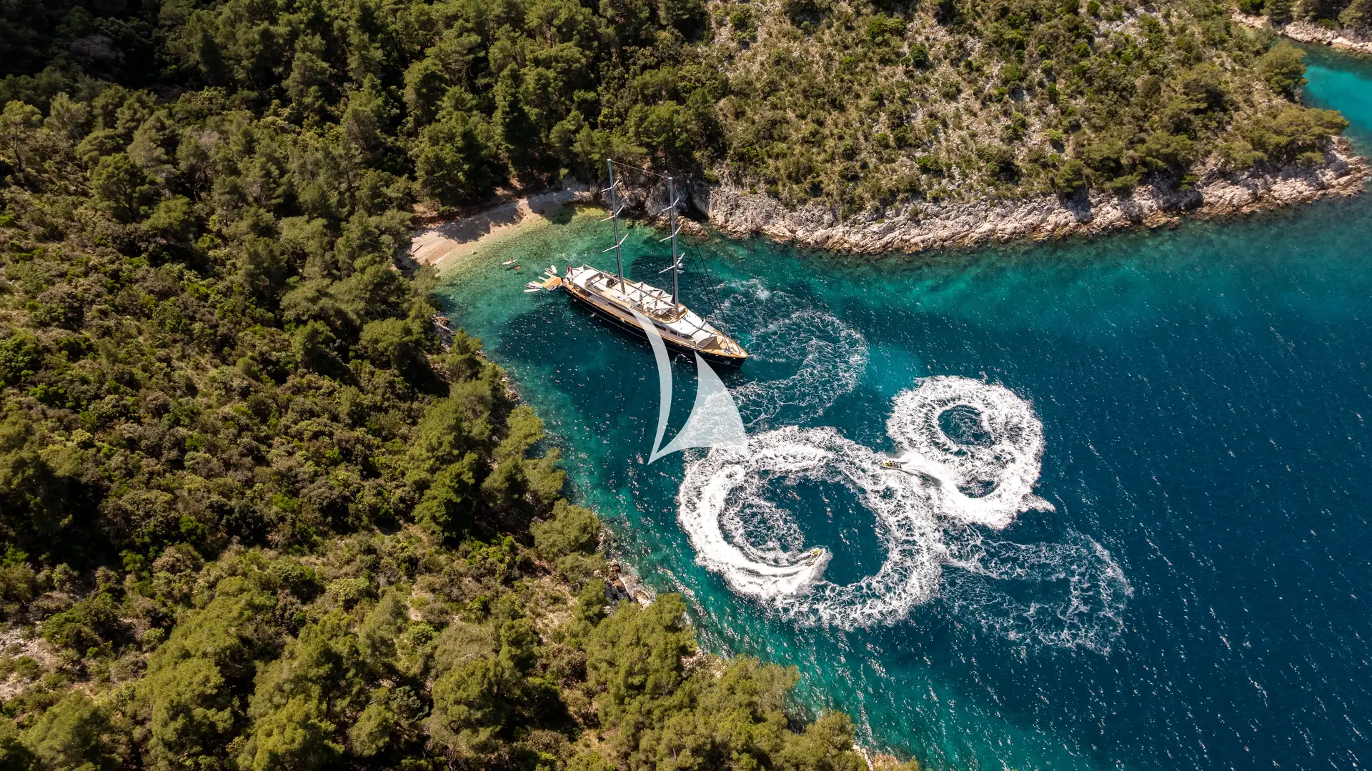 DALMATINO Charter Yacht