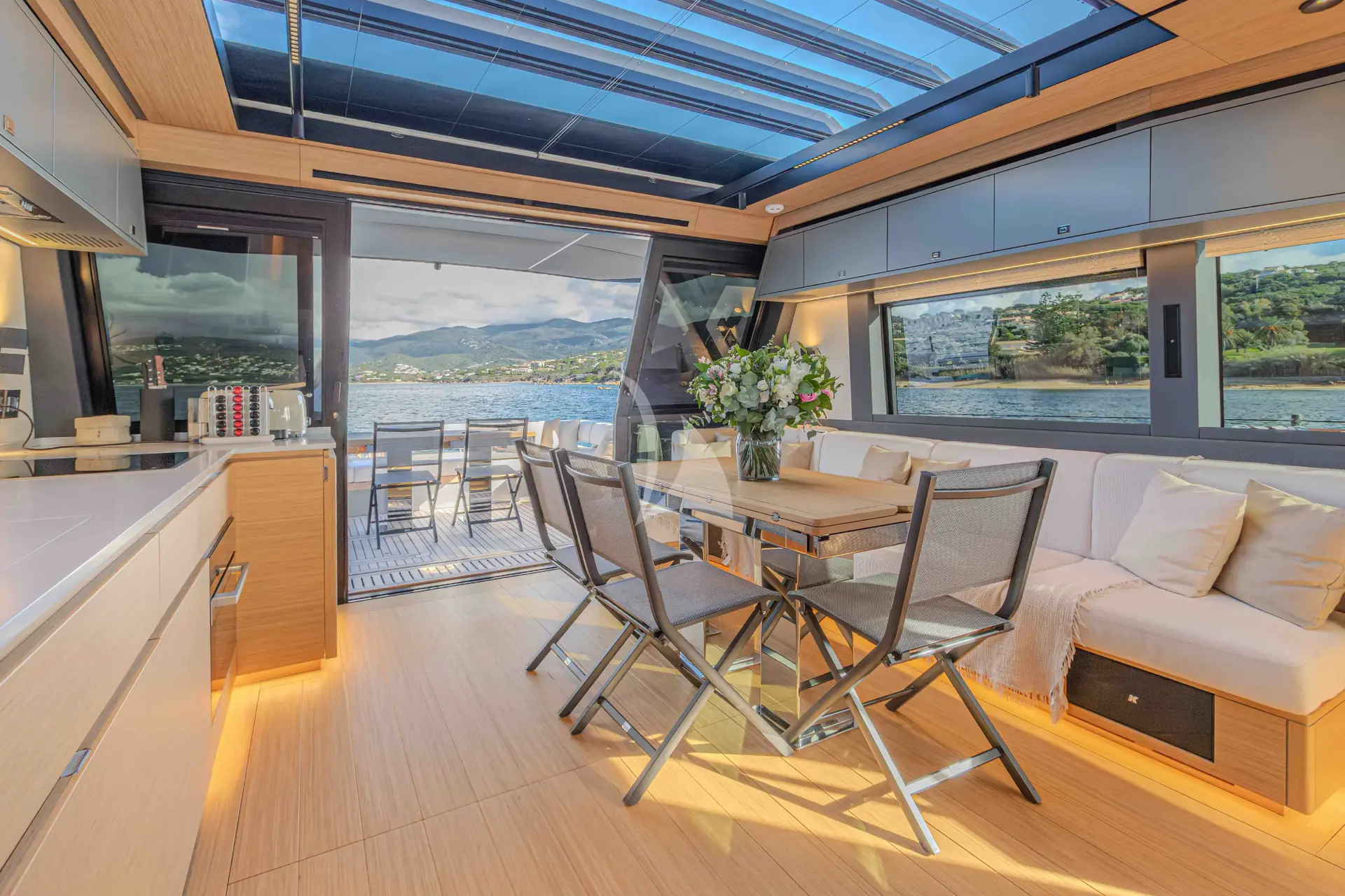GET LOST Charter Yacht